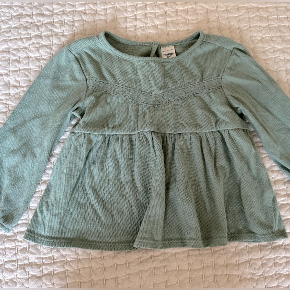 OshKosh B’Gosh green blouse. Size 24 months